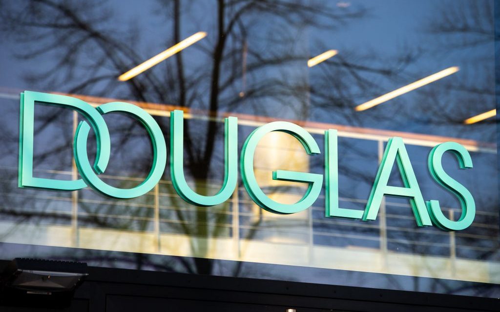 Douglas Q1 2023/4: Sales rise 8.3 percent to €1.56 billion