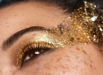 German glitter sales soar as EU ban looms